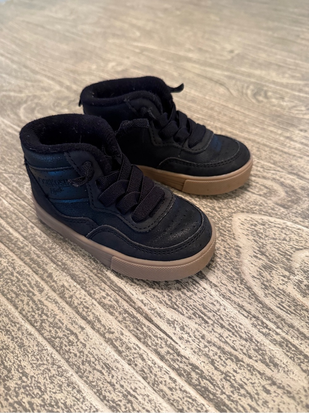 Osh Kosh Boys Kids Black High-Top Sneakers with Gum Sole